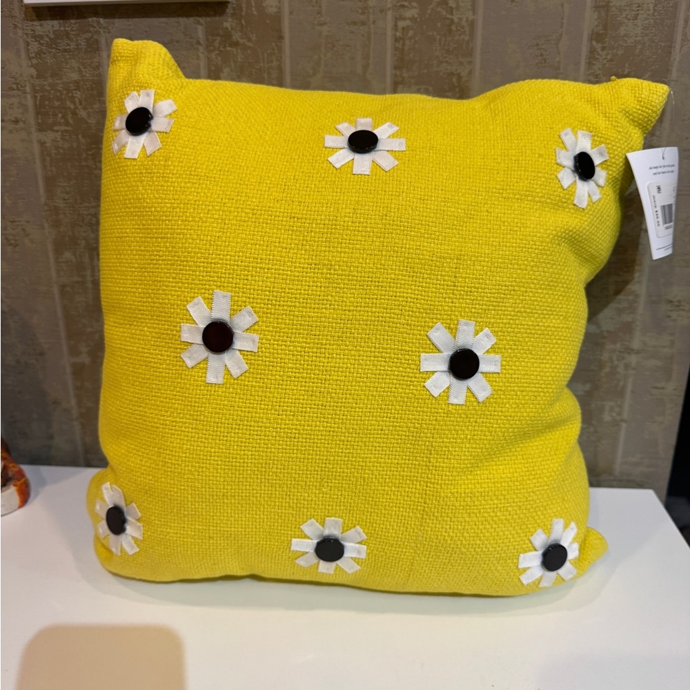 Kate‎ Spade Sunflower Yellow Floral Accent Pillow NWT